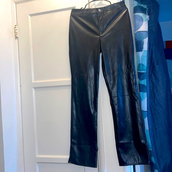 Bundle - Picture 3 of 10